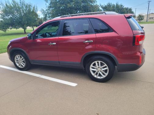 2014 Kia Sorento LX