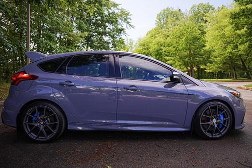 Gray 2016 Ford Focus RS Base