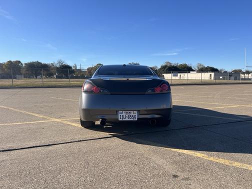 2014 INFINITI Q60 Sport
