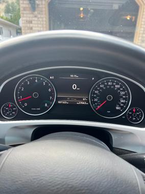 Gray 2012 Volkswagen Touareg VR6 Executive