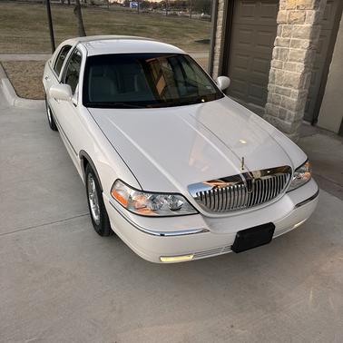 2003 Lincoln Town Car Cartier