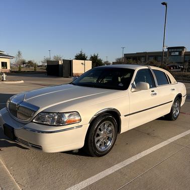 2003 Lincoln Town Car Cartier