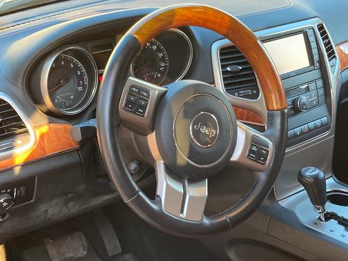 2012 Jeep Grand Cherokee Overland