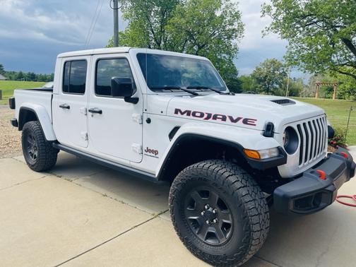 2023 Jeep Gladiator Mojave