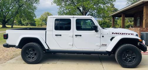2023 Jeep Gladiator Mojave