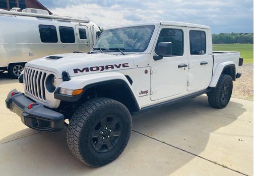 2023 Jeep Gladiator Mojave
