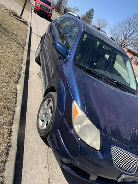 2005 Pontiac Vibe Base