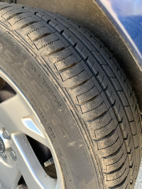 2005 Pontiac Vibe Base
