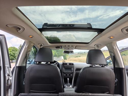 2012 Volkswagen Jetta SportWagen SE