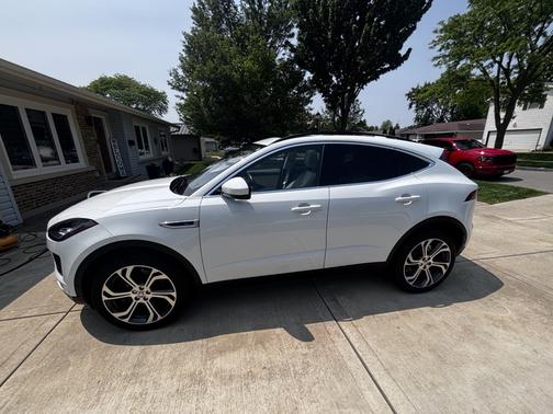 2019 Jaguar E-PACE SE