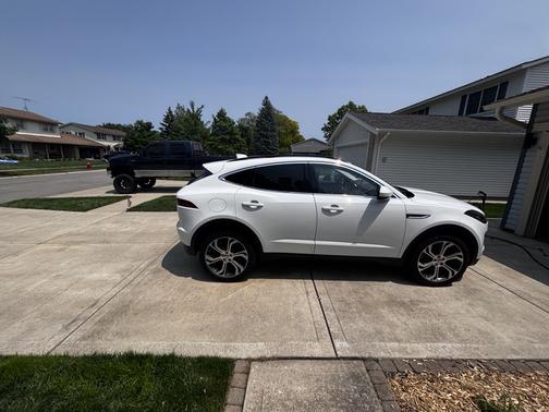 2019 Jaguar E-PACE SE