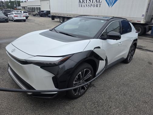 2025 Toyota bZ4X Limited