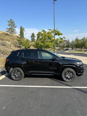 Black 2022 Jeep Compass High Altitude