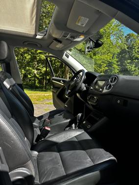 2012 Volkswagen Tiguan SEL