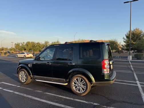 2010 Land Rover LR4 Base