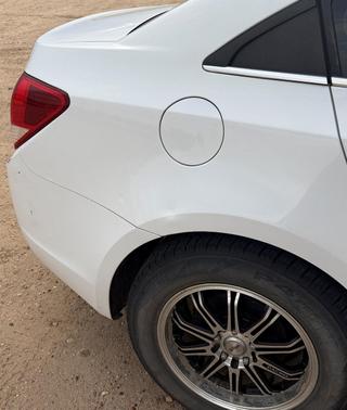 White 2011 Chevrolet Cruze LT