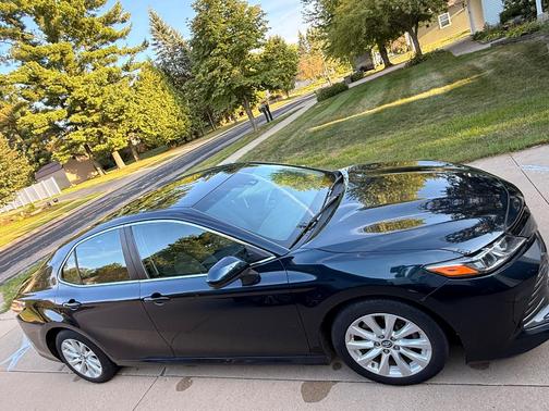 Green 2018 Toyota Camry LE