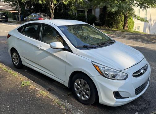 2015 Hyundai Accent GLS