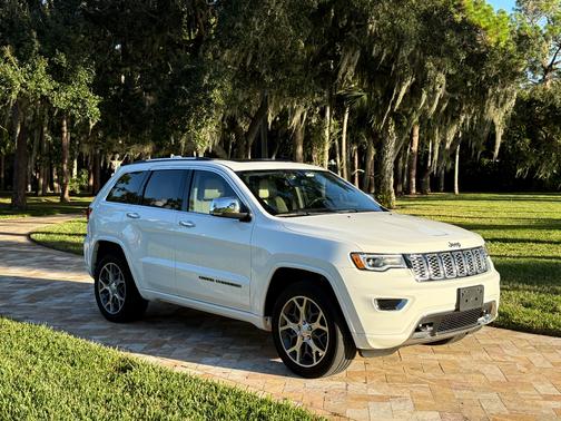 2020 Jeep Grand Cherokee Overland
