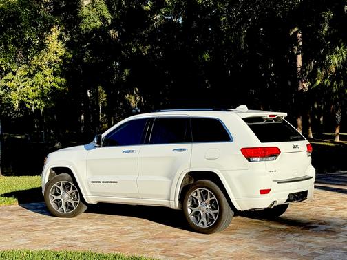 2020 Jeep Grand Cherokee Overland