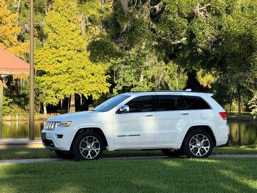 2020 Jeep Grand Cherokee Overland