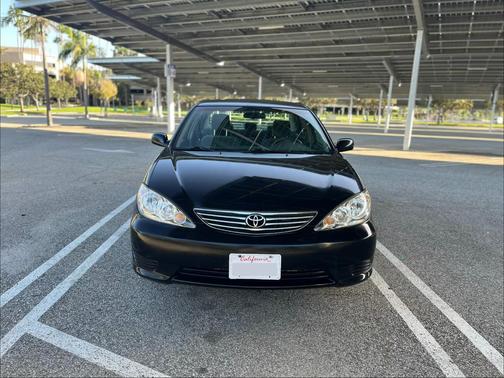 Black 2006 Toyota Camry LE