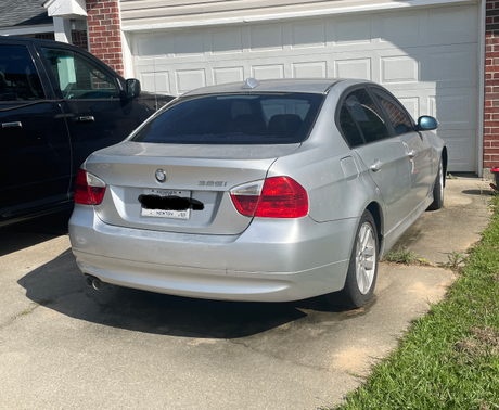 Silver 2006 BMW 325 i