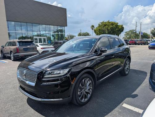 2022 Lincoln Nautilus Reserve