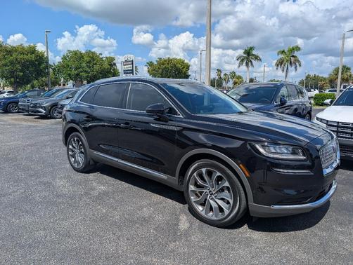 2022 Lincoln Nautilus Reserve