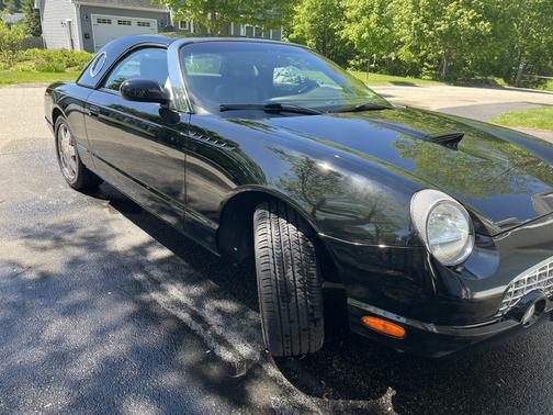 Black 2002 Ford Thunderbird Deluxe