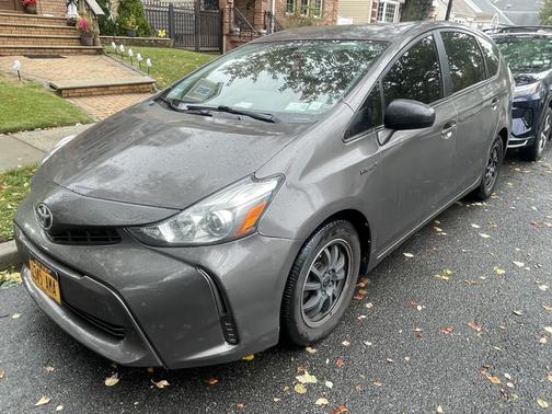 2015 Toyota Prius v Three