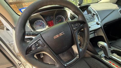 White 2012 GMC Terrain SLE-1