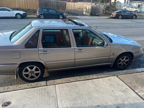 1999 Volvo S70 GLT
