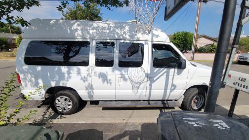 2008 Ford E150 Base