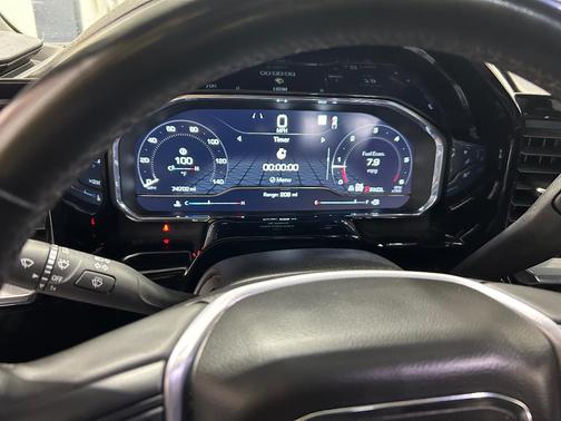 White 2023 GMC Sierra 1500 Elevation