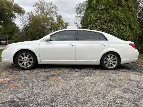 2005 Toyota Avalon Limited