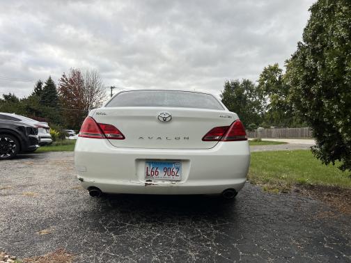 2005 Toyota Avalon Limited