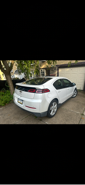 White 2015 Chevrolet Volt Base