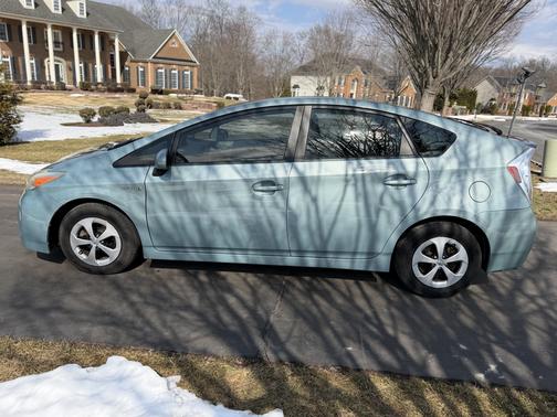 2013 Toyota Prius Two
