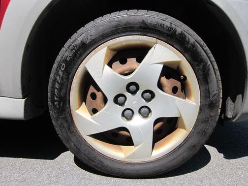 2004 Pontiac Vibe Base