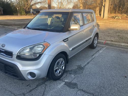 2012 Kia Soul Base