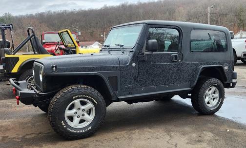 Gray 2004 Jeep Wrangler Unlimited