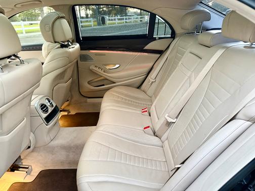 Black 2019 Mercedes-Benz S-Class S 560