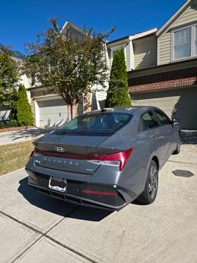 2024 Hyundai ELANTRA HEV Limited