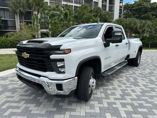 2024 Chevrolet Silverado 3500 WT