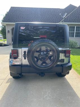 Silver 2013 Jeep Wrangler Unlimited Sport