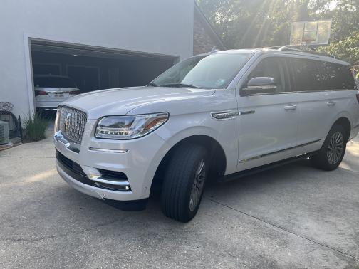 2020 Lincoln Navigator Standard