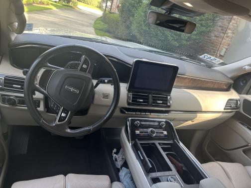 2020 Lincoln Navigator Standard
