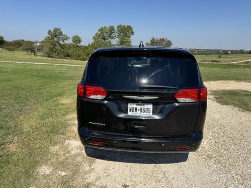 2017 Chrysler Pacifica LX