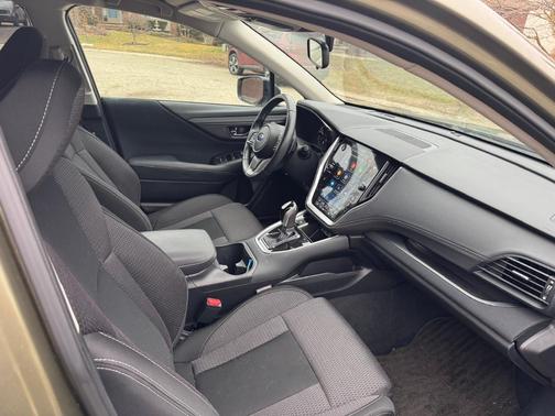 Green 2024 Subaru Outback Premium